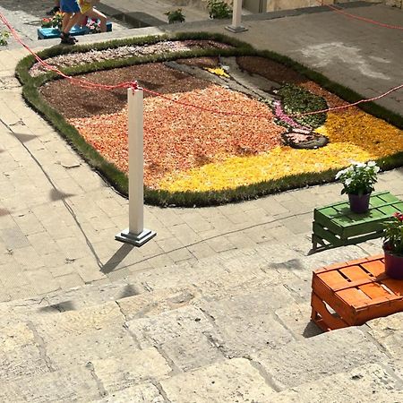 La Naca Piede A Terra Apartment Noto Ngoại thất bức ảnh